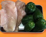 カロリーオフ！鶏胸肉とピーマンの甘辛炒め作り方1写真