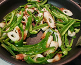 作り置きに！ピーマンとちくわのカレー炒め作り方2写真