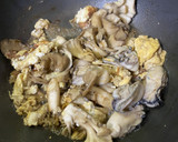 牡蠣と卵と舞茸の蒸し焼き作り方7写真