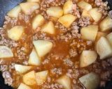 じゃがいもと豚ひき肉の甘辛炒め作り方4写真