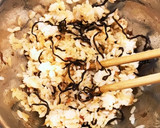 旨味たっぷり☆かつおと昆布のおにぎり作り方5写真