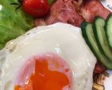 膜の張った目玉焼きとカリカリベーコン作り方7写真