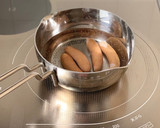 手軽に【ホットドッグ（カレー風味）】作り方1写真