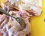 鶏もも肉と餃子の皮で北京ダック作り方1写真