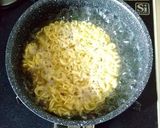 辛ラーメンで作るナポリタン作り方1写真