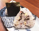 旨味たっぷり☆かつおと昆布のおにぎり作り方10写真