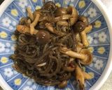 糸こんにゃくとしめじのピリ辛炒め作り方4写真