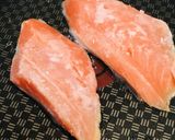 鮭切り身＆エノキの赤味噌汁●スプラウト添作り方1写真