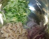 安い鶏皮で!タイ風サラダ作り方1写真