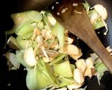 チンゲン菜とキノコの炒め物作り方6写真