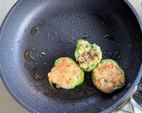 餃子の具でピーマンの肉詰め作り方7写真