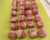 成型肉にバラ肉巻いた、サイコロステーキ作り方4写真