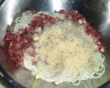 ドライソーセージと粉チーズの焼きそうめん作り方2写真