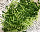 豆苗とゴボウの胡麻マヨ和え作り方3写真