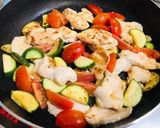鶏ムネ肉のオーロラソース炒め作り方3写真