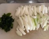 玉ねぎの卵とじ味噌汁作り方1写真