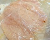 ☆三色野菜と鶏胸肉のロール焼き☆作り方1写真