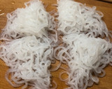 ご飯に合う白滝と白菜のにんにく炒め作り方1写真