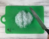 椎茸粉で春雨の中華風スープ作り方1写真