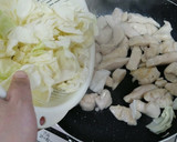 うちの定番！胸肉とキャベツのカレー炒め！作り方4写真