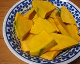 豚バラと南瓜の甘酢カレー粉焼き♪作り方1写真