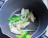長ネギと揚げ玉の中華スープ作り方2写真