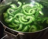 ゴーヤを茹でて醤油かけるだけ！作り方3写真