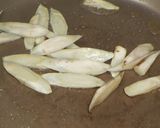 牛肉とごぼうといんげんの炒めもの作り方2写真