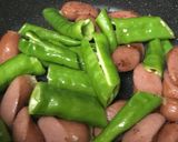 万願寺唐辛子とウインナーのケチャップ炒め作り方5写真