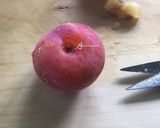 スモモの種取りと皮剥き作り方1写真
