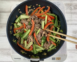 【椎茸粉使用】牛肉と小松菜の韓国風炒め作り方3写真