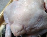 丸鶏をにんにく・塩・ごま油味で丸焼きに！作り方1写真