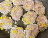 とうもろこし入り！鶏つくね照り焼き風作り方3写真