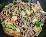 牛肉と絹厚揚げの小松菜炒めカレー風味作り方15写真