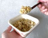 チャーハンと小麦粉を練り合わせて作るうどんの麺作り方15写真