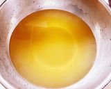 旨味!椎茸と玉ねぎと人参のお味噌汁作り方5写真