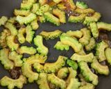 味付けはめんつゆだけ！簡単ゴーヤ炒め作り方4写真