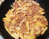 給食の味♪じゃがいものそぼろ炒め作り方7写真