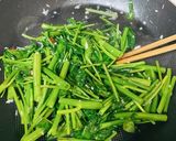 調味料3つだけ！ シンプルな 空芯菜炒め作り方5写真