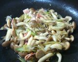 贅沢！シメジたっぷり和風パスタ作り方6写真