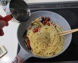 トマトと茄子とベーコンのパスタ作り方5写真