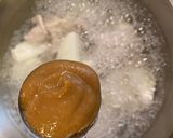 豚肉と蕪とセリの味噌汁♡作り方5写真