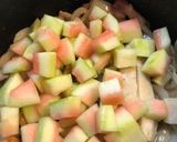 捨てちゃうの？スイカの皮でスープ！作り方3写真