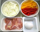 フライパンで簡単◎温泉タマゴで親子丼作り方1写真