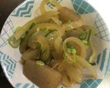 こんにゃくと玉ねぎの生姜炒め作り方3写真