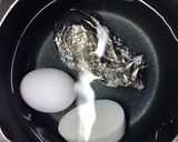 うっかり割れた卵で茹で卵作り方1写真