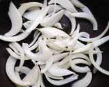 あと1品！卵と玉ねぎのスタミナ炒め作り方2写真