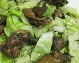レトルトかさ増し♪鶏炭火焼のキャベツ炒め作り方3写真