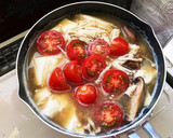 簡単ヘルシー☆きのことトマトのお味噌汁作り方10写真