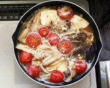 簡単ヘルシー☆きのことトマトのお味噌汁作り方11写真